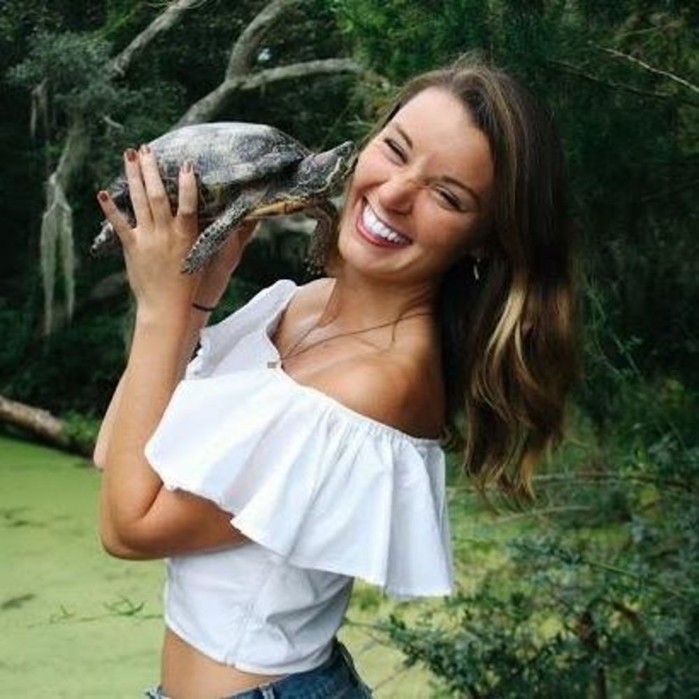 Meet your Posher, Marissa